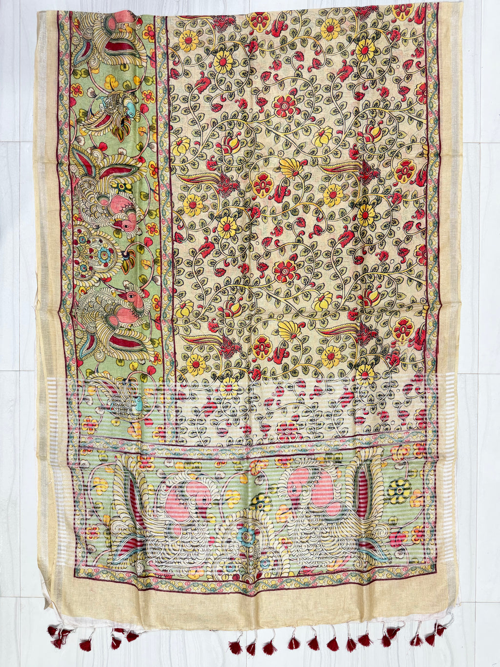 Creme Digital Pen Pushp Mayuri Kalamkari Pure Linen Saree